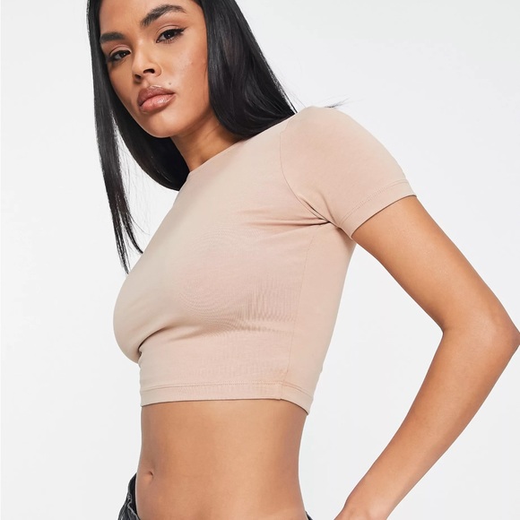 ASOS Design- fitted crop t-shirt in taupe - Picture 1 of 4